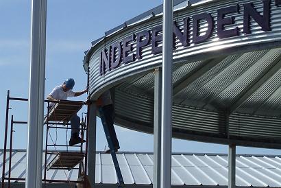 click to enlarge photo